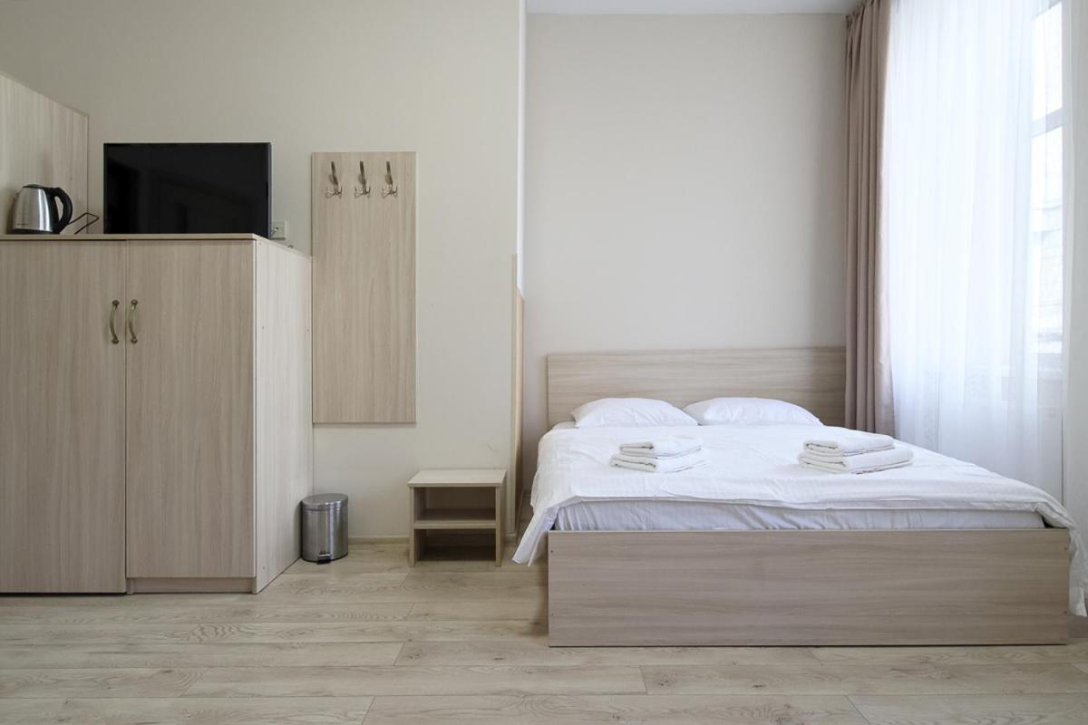Buk Apartments On Doroshenka 25 Lviv Dış mekan fotoğraf