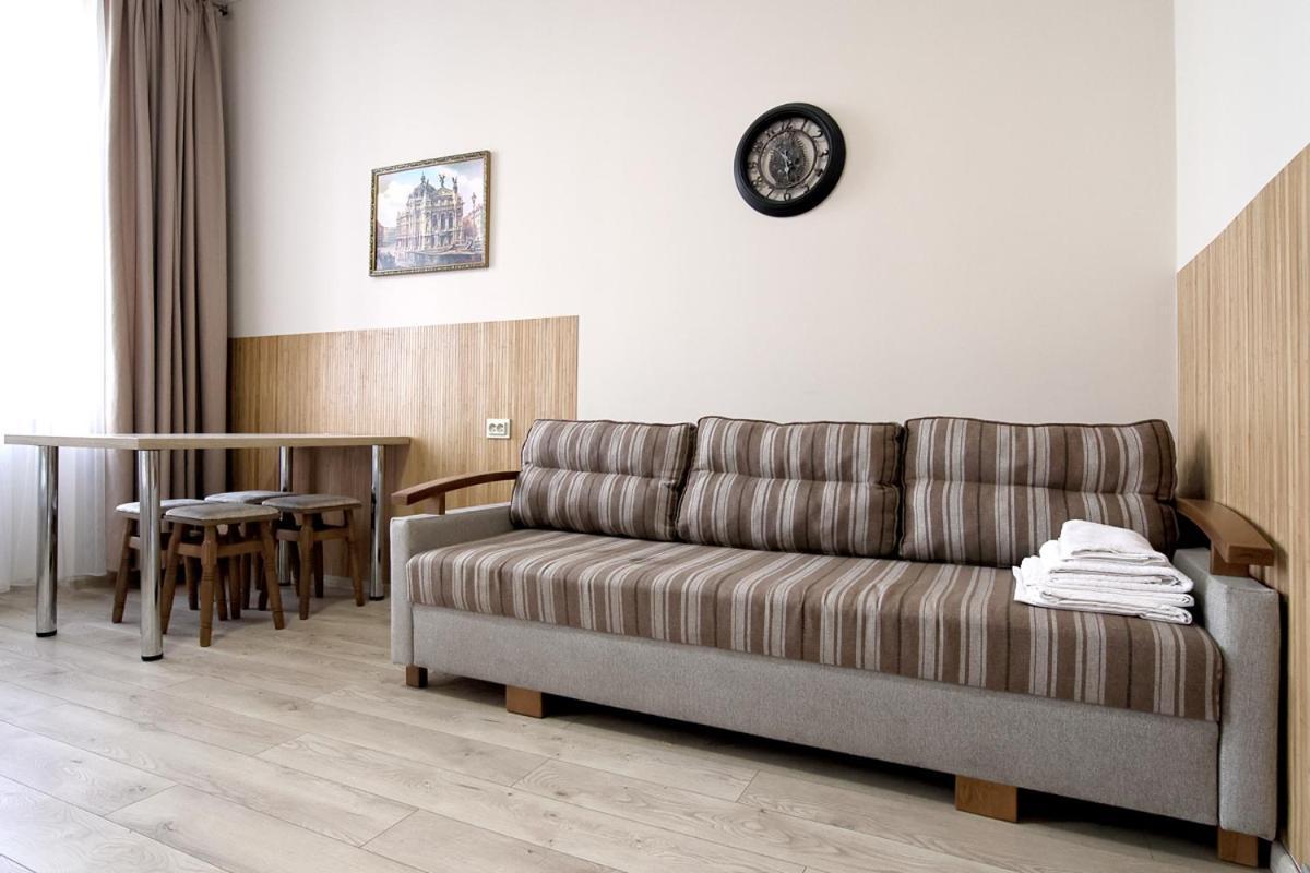 Buk Apartments On Doroshenka 25 Lviv Dış mekan fotoğraf